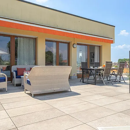 Bossanova Family - Your Glimpse Of The Appartement