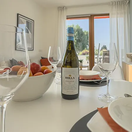 Bossanova Family - Your Glimpse Of The Appartement Sirmione