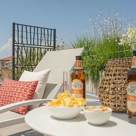 Bossanova Family - Your Glimpse Of The Appartement *
